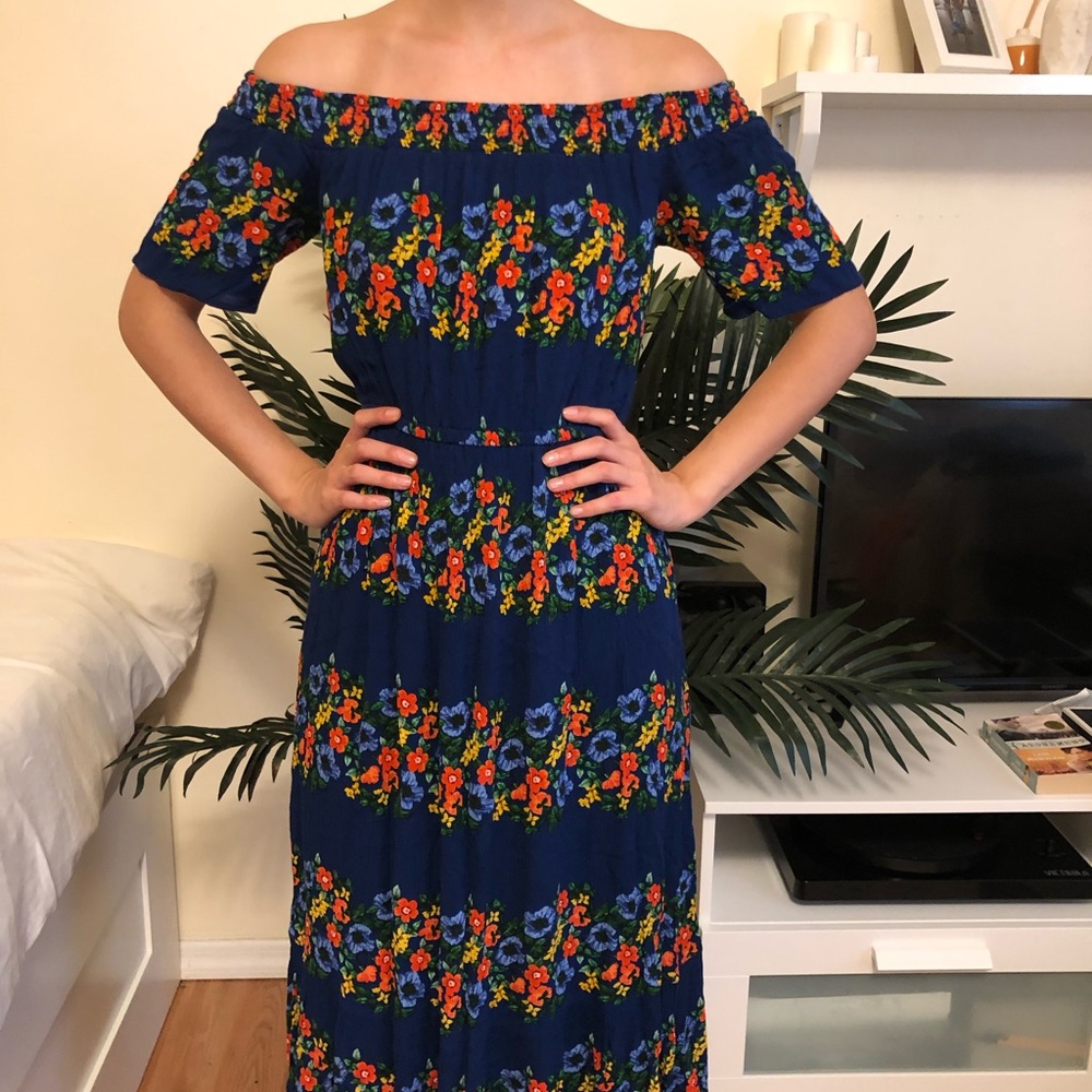 Old Navy cute midi dress
